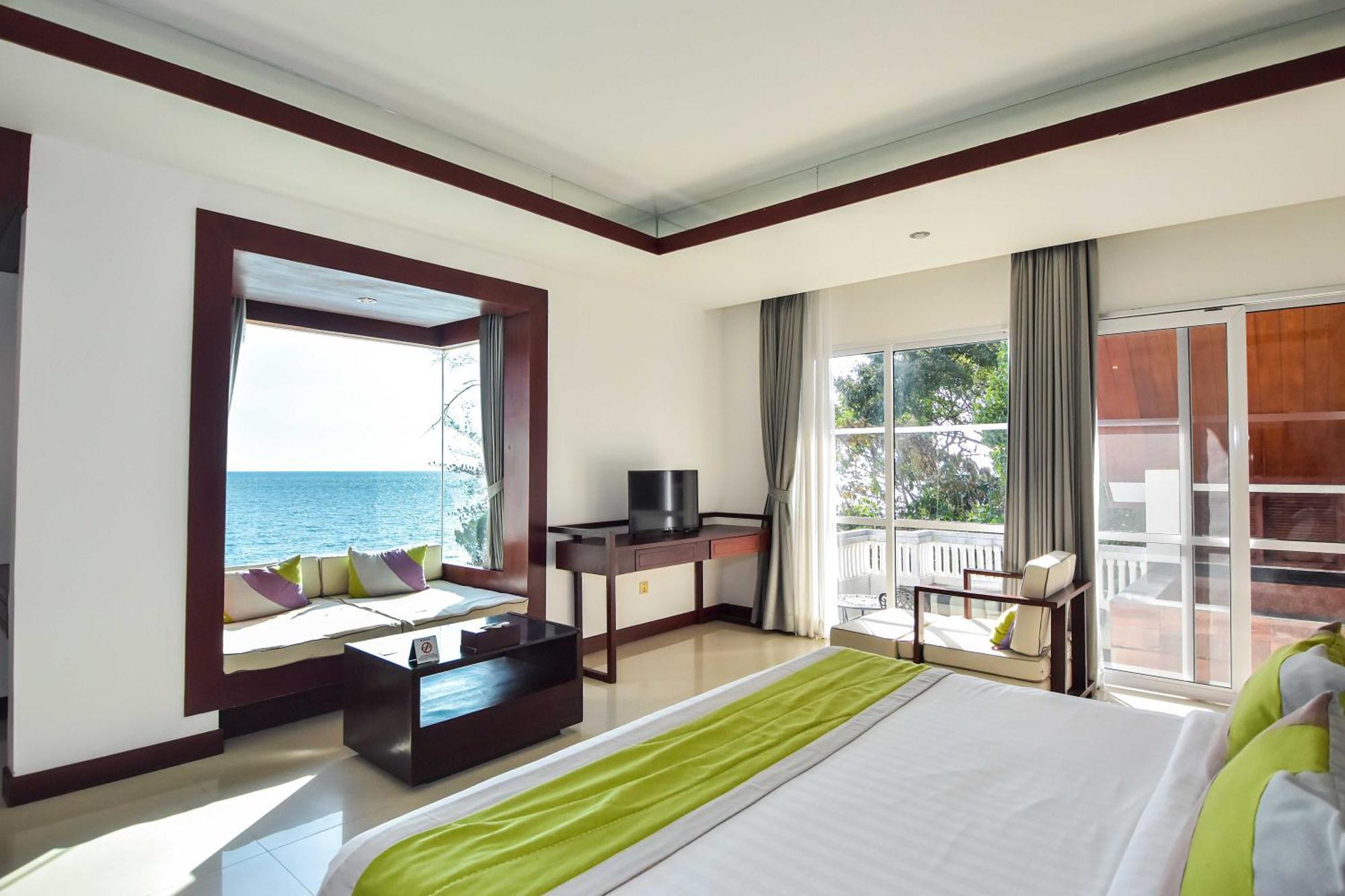 Independence Hotel Resort & Spa Sihanoukville Exterior photo